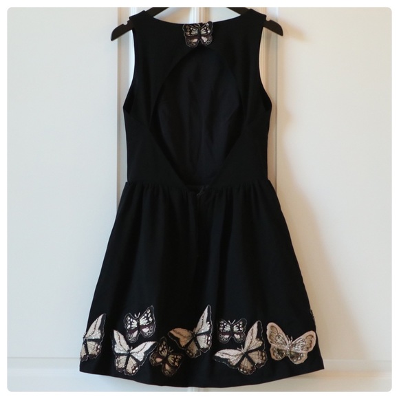 ALICE + OLIVIA Lillyanne Embellished Butterfly Dress - Picture 13 of 14